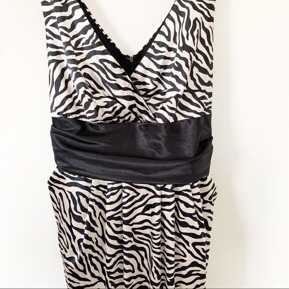 ONYX Nite Silky Zebra Print Cocktail Dress - Picture 2 of 8